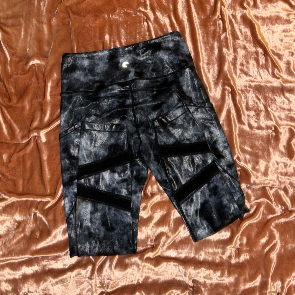 Zyia Leggings - Picture 3 of 3